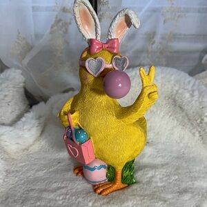Chicken Easter ceramic decor
